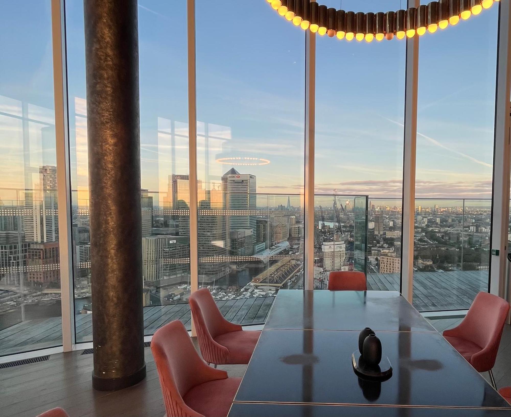 Luxury Modern 2 Bed Flat With Balcony And City View - Canary Wharf City Center Londres Exterior foto