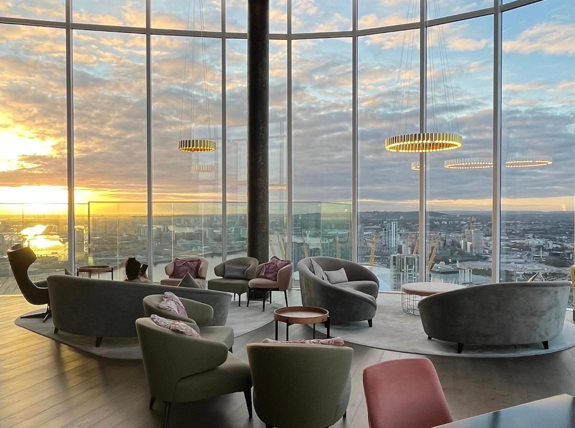 Luxury Modern 2 Bed Flat With Balcony And City View - Canary Wharf City Center Londres Exterior foto